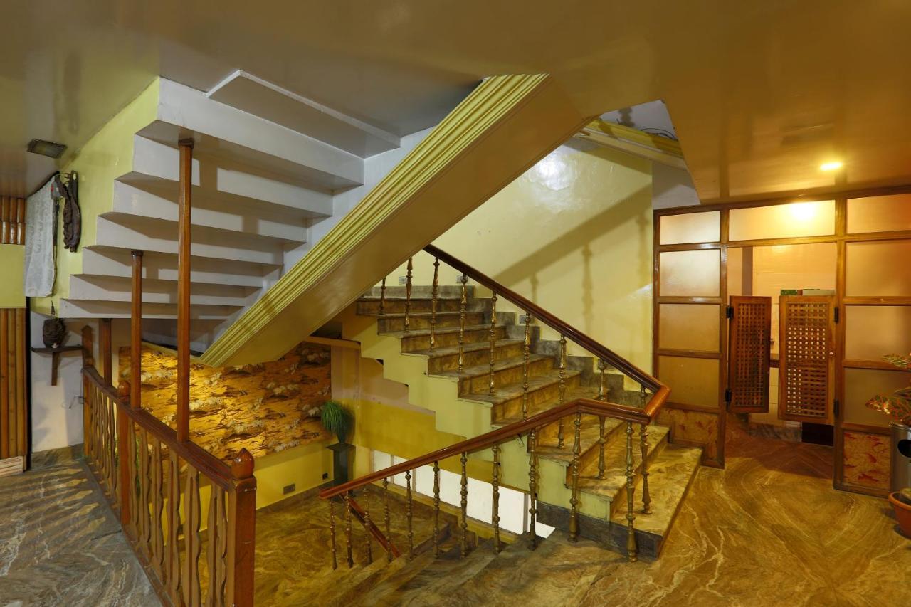 Hotel Assembly-Shillong Exteriör bild